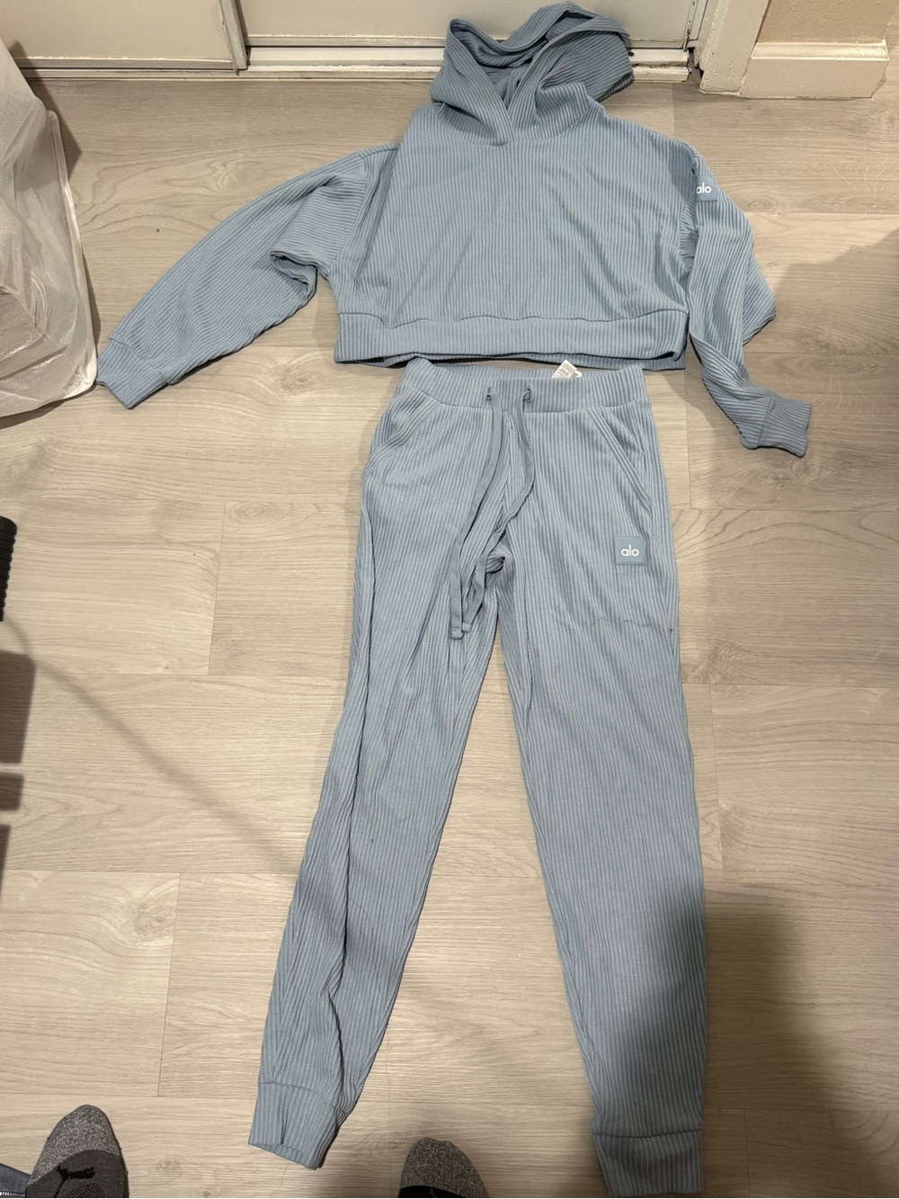 Alo Yoga Baby Blue Muse Ribbed 2 Piece Set - Size XS